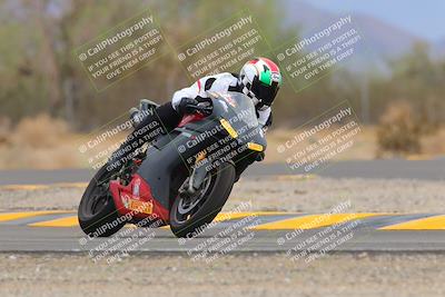 media/Sep-10-2022-SoCal Trackdays (Sat) [[a5bf35bb4a]]/Turn 6 (1140am)/